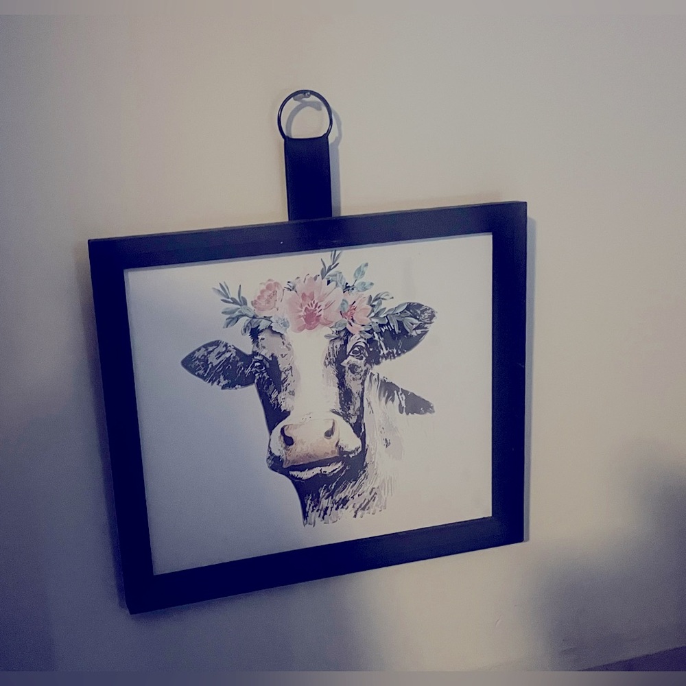 Lot of 3 kitchen wall decorations
Cow
Pig
“Let’s Eat”